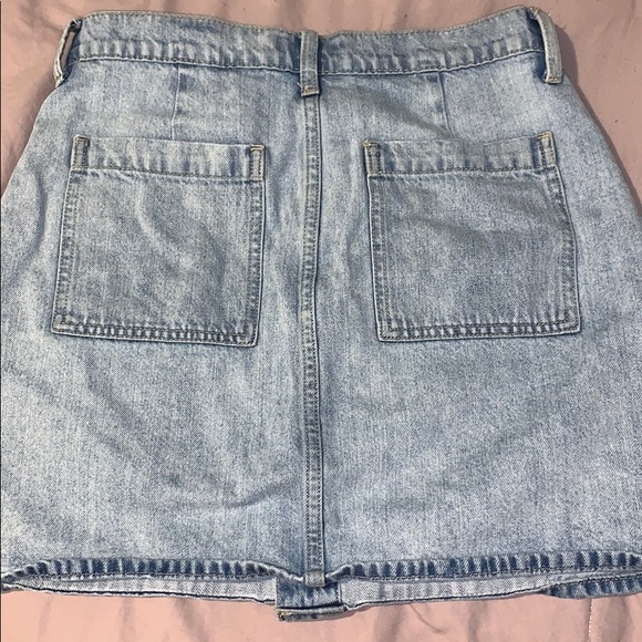Cute Jean Skirt! - Picture 4 of 5
